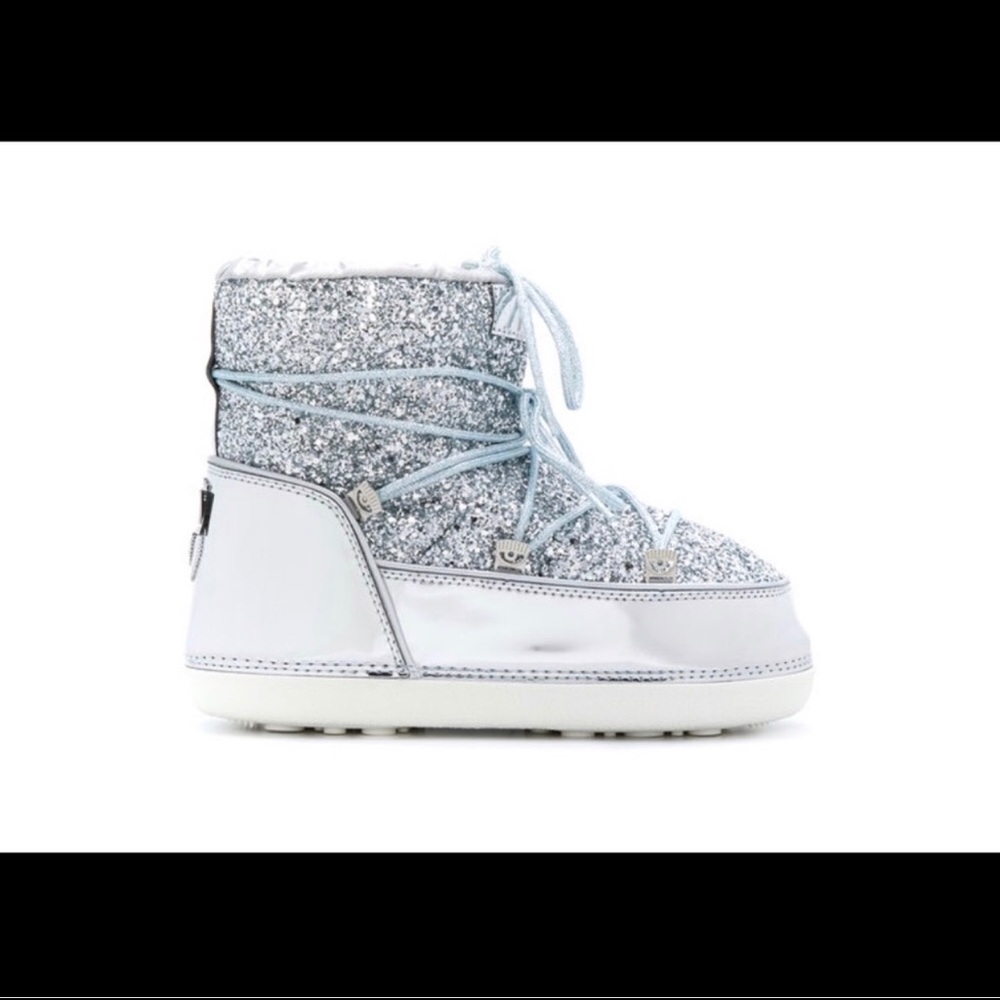 Chiara Ferragni snow boots ❄️❄️❄️ size 8-8.5